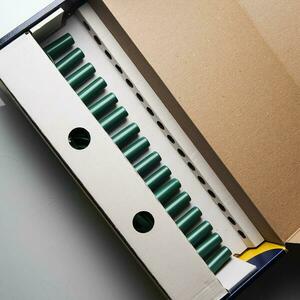 Exihand Kompletní souprava SV-16 bez žárovek s vložkou v krabici se zelenými sokly obraz